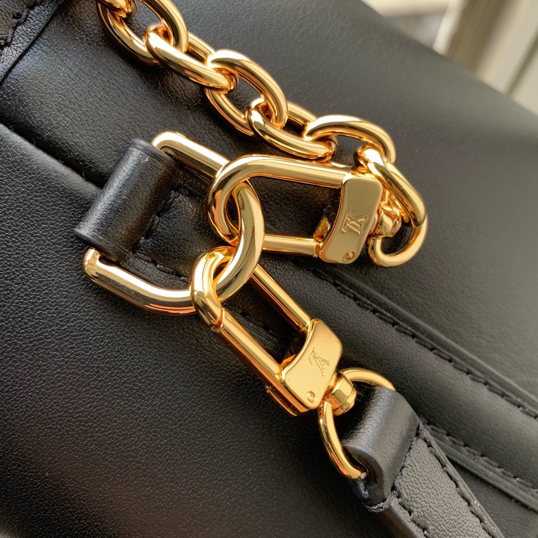 LV Bucket Bags